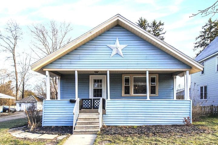 122 W State Street, Scottville, MI 49454