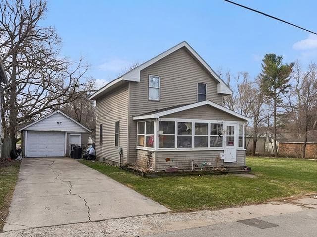 131 Hollis Street, Jackson, MI 49203