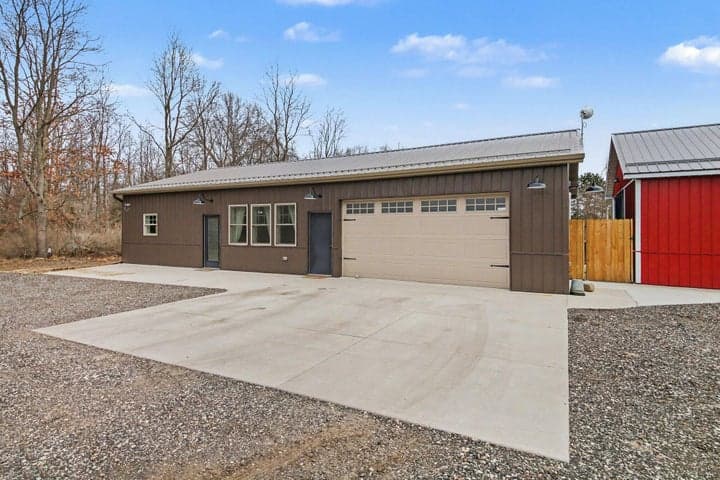 419 S Juniper Street NE, Edmore, MI 48829