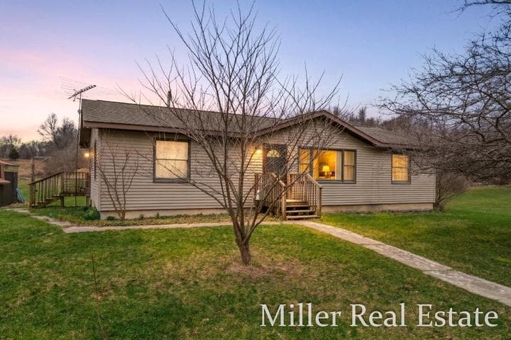 6130 Gurd Road, Hastings, MI 49058