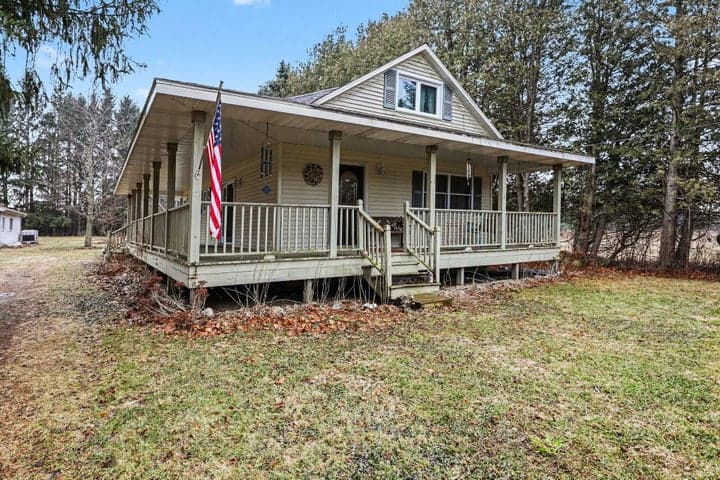 4656 Stoddard Road, Port Austin, MI 48467