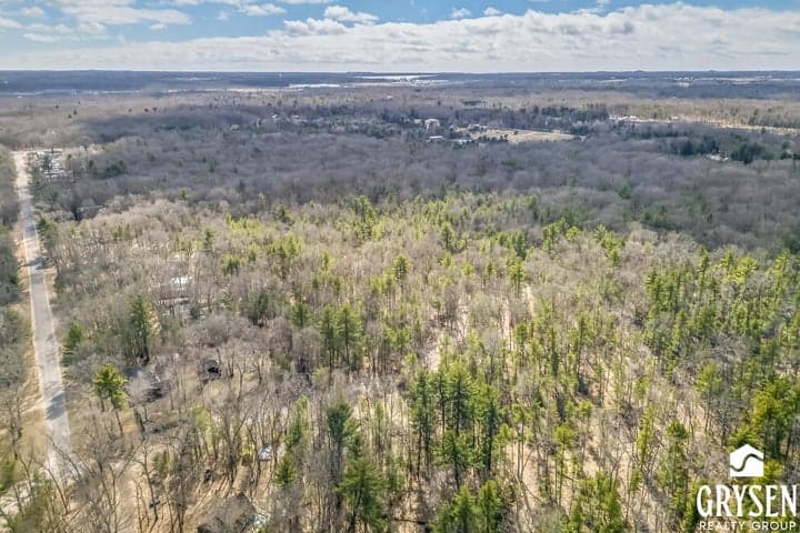 2635 W Meinert Road, Montague, MI 49437