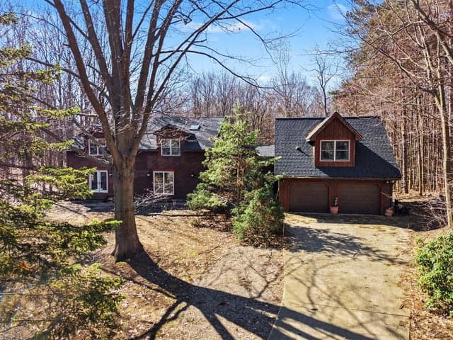 6570 145th Avenue, Holland, MI 49423
