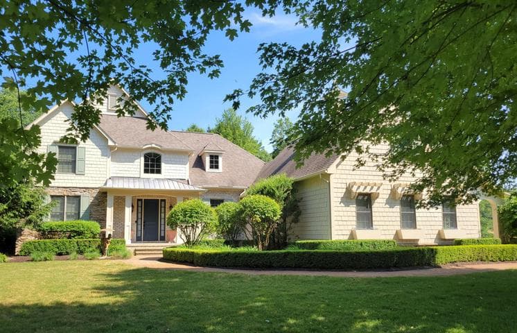 6245 Dublin Drive, Stanwood, MI 49346