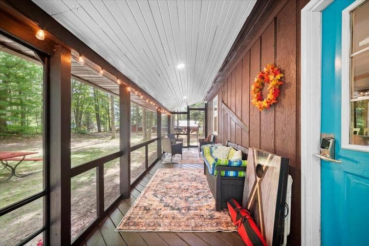 20308 Lakeview Drive, Tustin, MI 49688