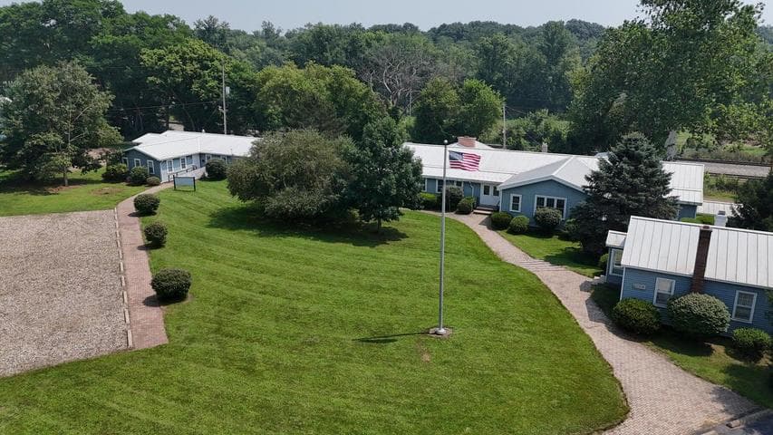 600 S Lincoln Street, Augusta, MI 49012