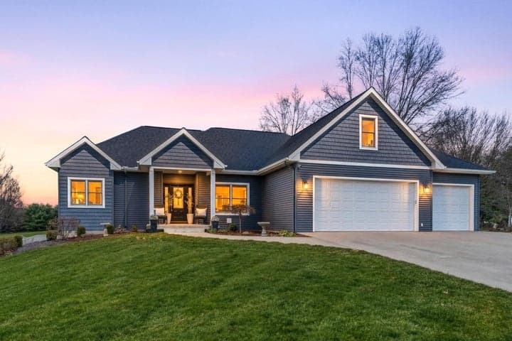 52039 Kern Drive, Three Rivers, MI 49093