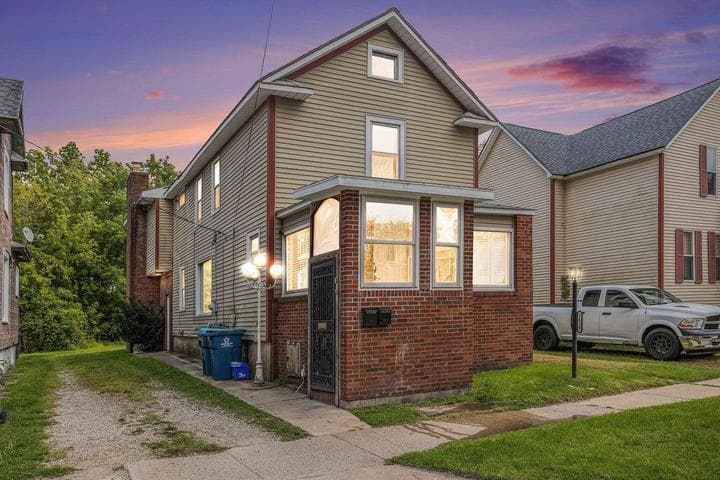 1620 N Edwards Street 2, Kalamazoo, MI 49007