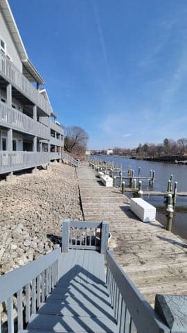 315 5th Avenue 19, Manistee, MI 49660