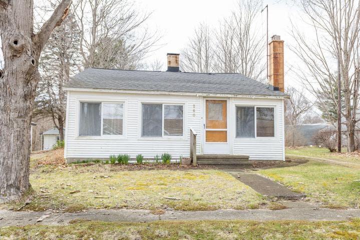 260 S Scott Street, Morley, MI 49336
