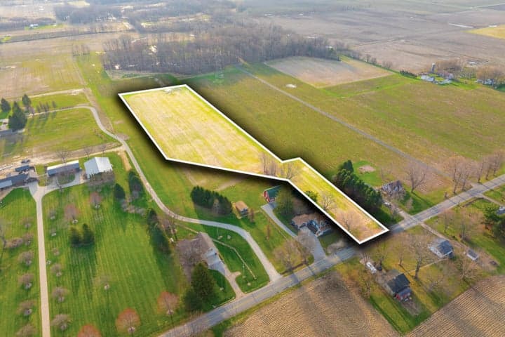 V/L 3 S Scottdale Road, Berrien Springs, MI 49103