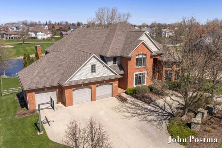1365 Crystalaire Court SE, Caledonia, MI 49316