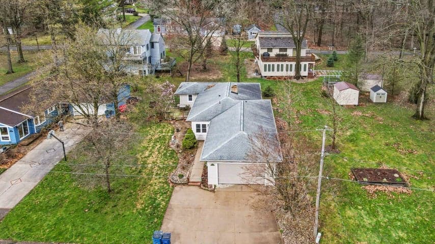 10543 Wildwood Circle, Richland, MI 49083