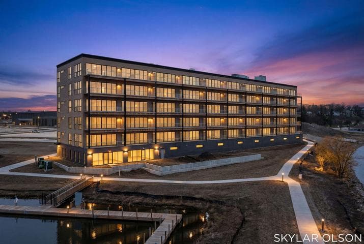 901 Adelaide Circle 410 & 411, Muskegon, MI 49441