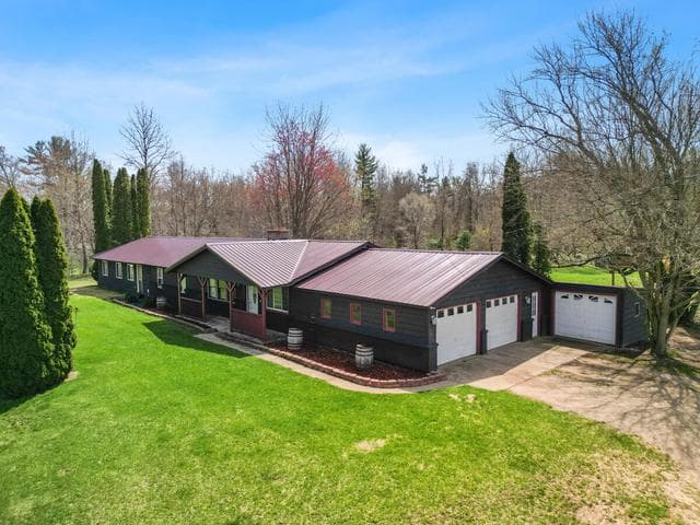 500 E 136th Street, Grant, MI 49327