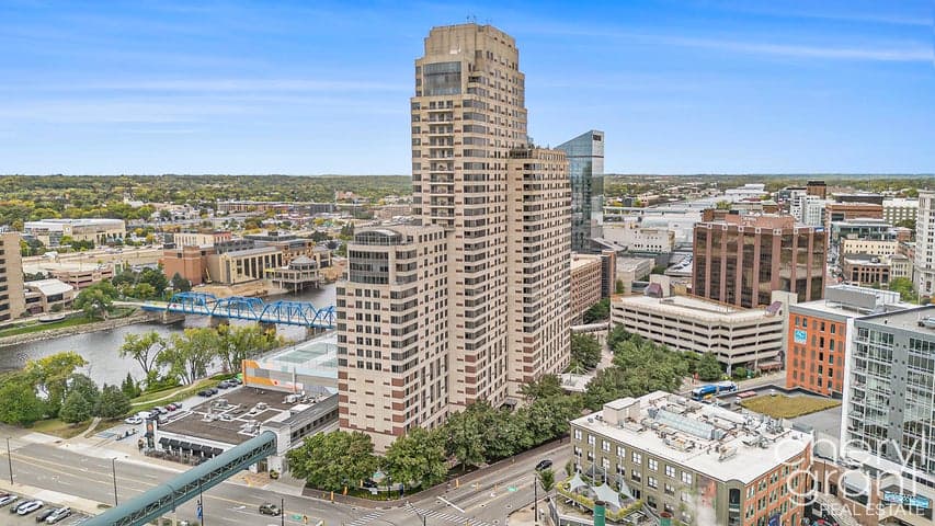 158 Campau Circle NW 1516, Grand Rapids, MI 49503