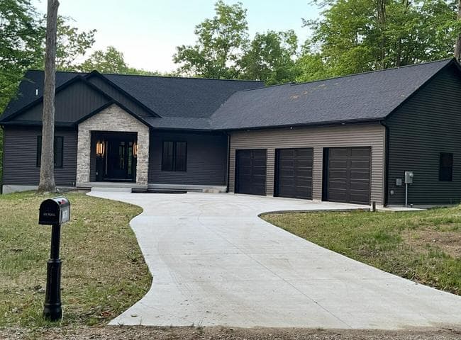 8670 N Island Drive Lot 32 and 33, Canadian Lakes, MI 49346