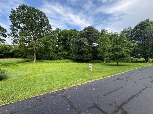 3800 Nelson Drive 20, Jackson, MI 49203