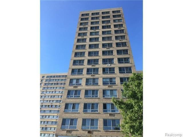 8900 E Jefferson Avenue 528, Detroit, MI 48214