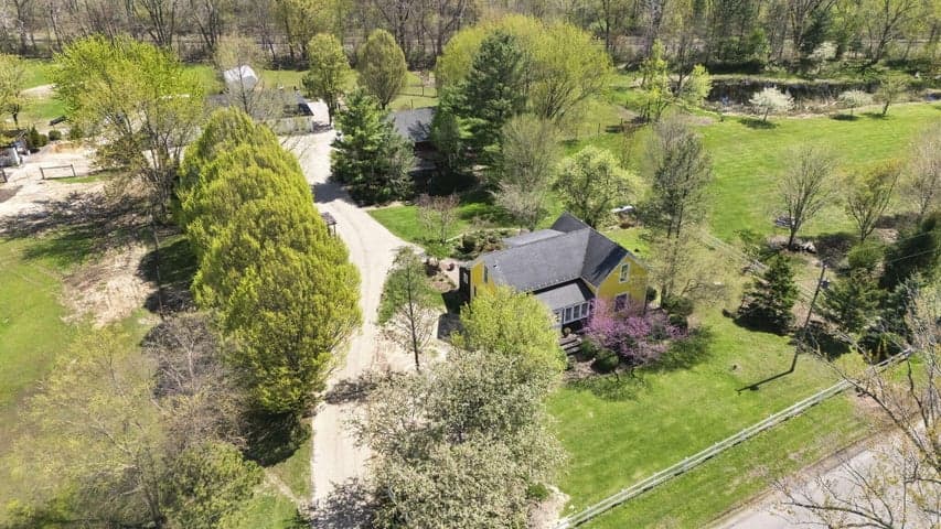 11971 S Hildebrandt Road, Sawyer, MI 49125