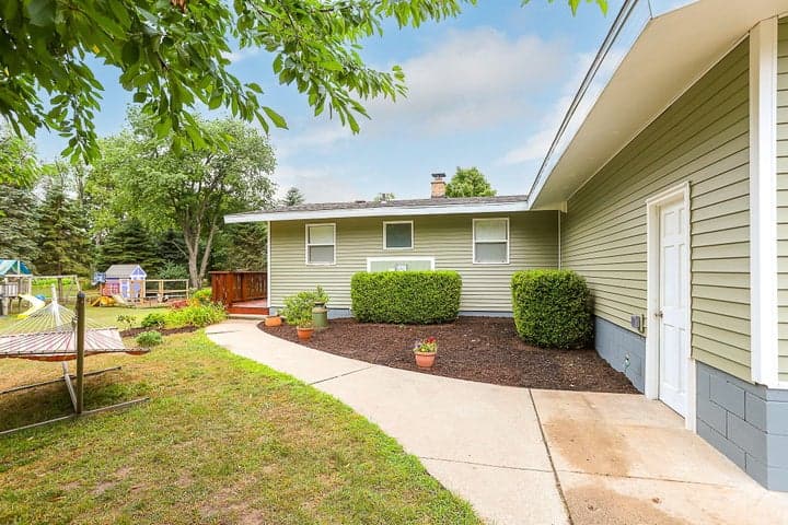 2640 67th Street, South Haven, MI 49090