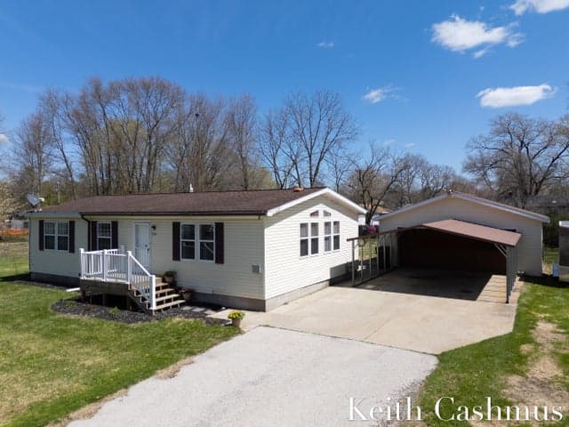 1274 Oaklea Street, Muskegon, MI 49442