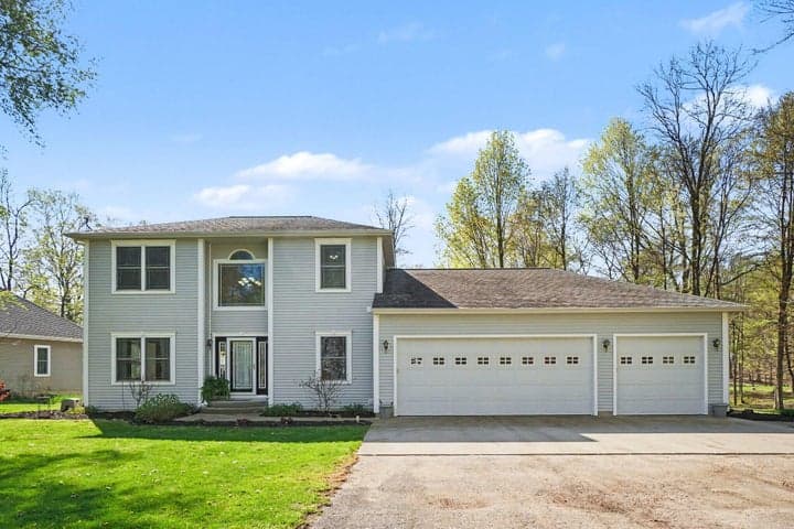 2516 Vanhorn Court, Allegan, MI 49010