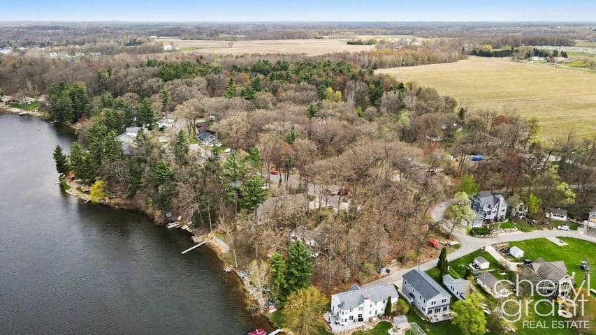 7406 Ravine Drive NE, Belding, MI 48809