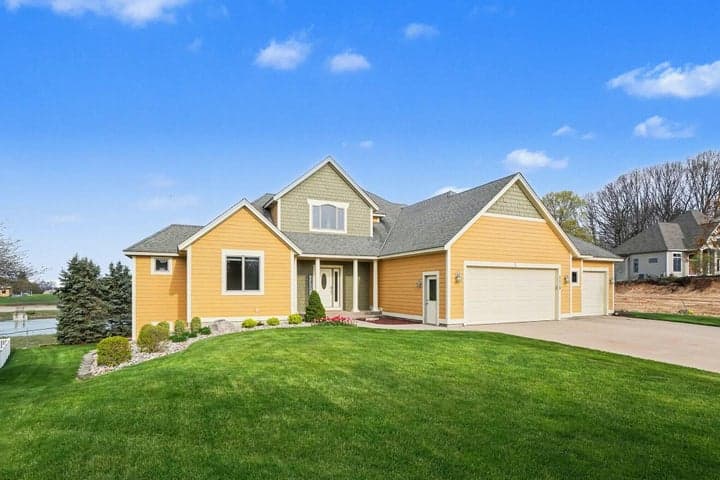 2213 N Bristol Street, Holland, MI 49424
