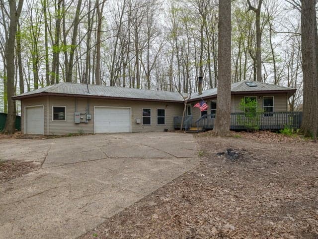 22431 Paulson Road, Gobles, MI 49055