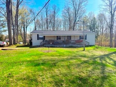 9236 Lake Drive, Reed City, MI 49677