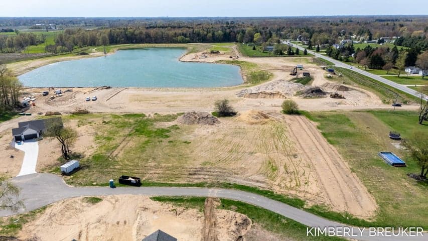 6562 Fillmore Street, Allendale, MI 49401