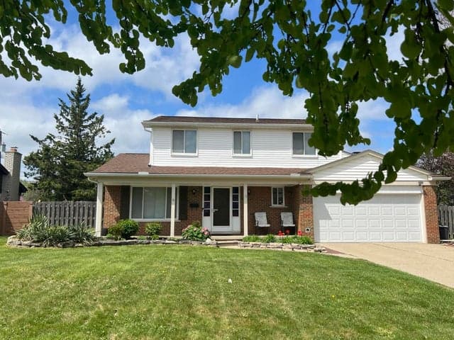 4033 Ramblewood Drive, Troy, MI 48085
