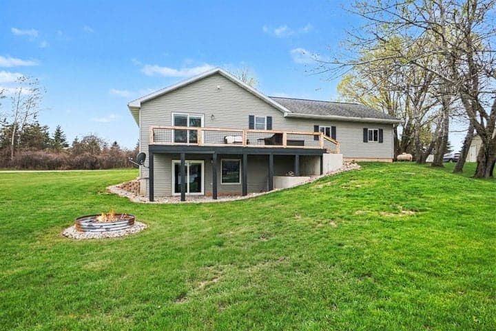 3520 W Lake Drive, Sears, MI 49679