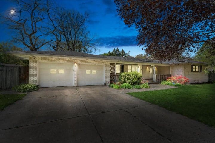 1114 Miami Road, Niles, MI 49120