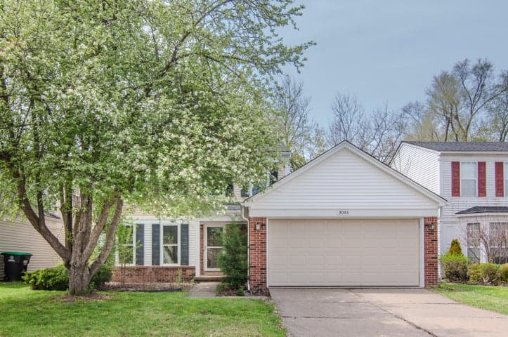 3044 Turnberry Lane, Ann Arbor, MI 48108