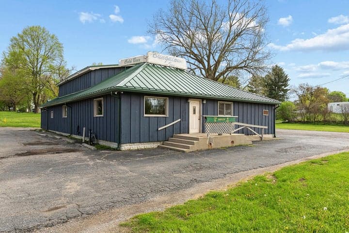 202 U.S. 12, Galien, MI 49113