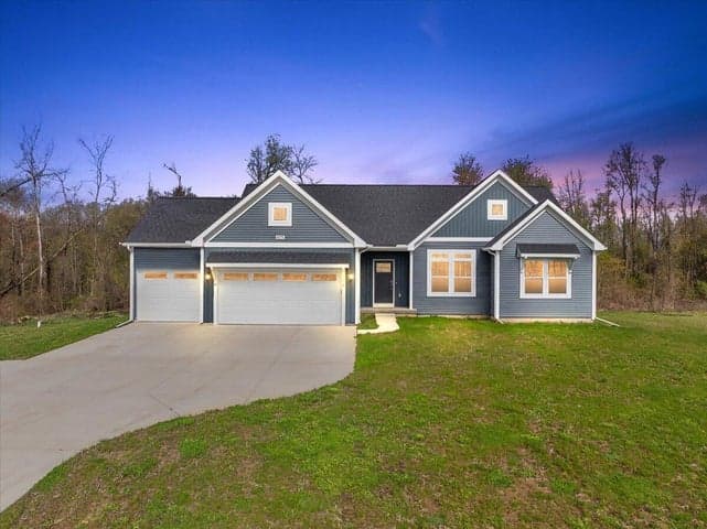 8275 Mcarthur Avenue NE, Belding, MI 48809