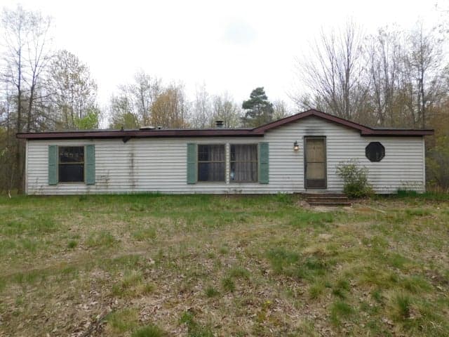 14540 Schroeder Road, St. Charles, MI 48655