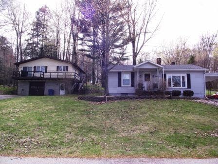 6105 6095 N Grace Avenue, Ludington, MI 49431