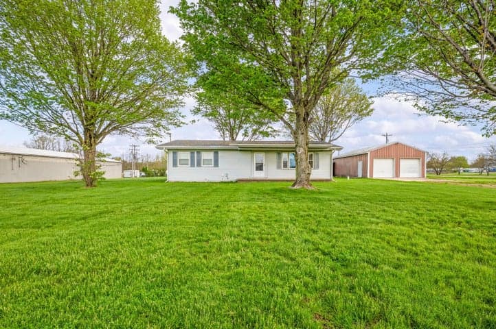 27532 May Street, Edwardsburg, MI 49112