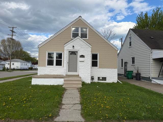 22864 Piper Avenue, Eastpointe, MI 48021
