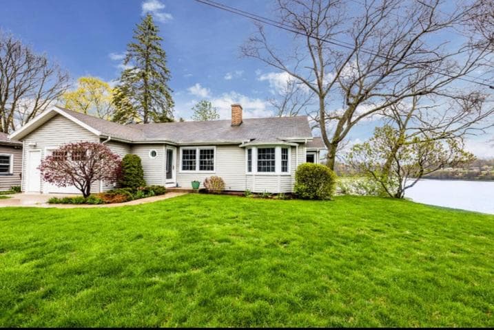 614 S Mechanic Street, Berrien Springs, MI 49103