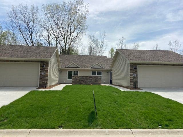 730 Violet Way, St. Joseph, MI 49085