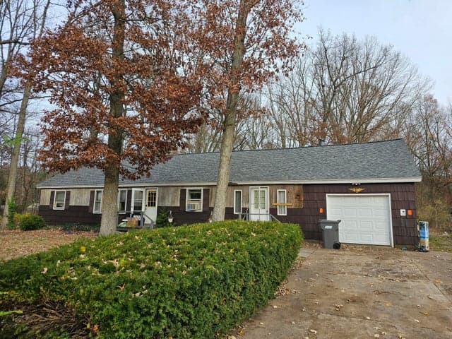 1560 Brooks Road S, Muskegon, MI 49442