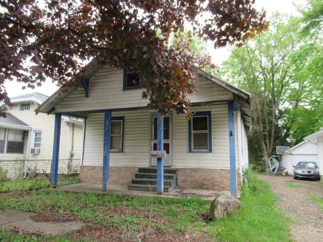 124 Sharon Avenue, Battle Creek, MI 49017