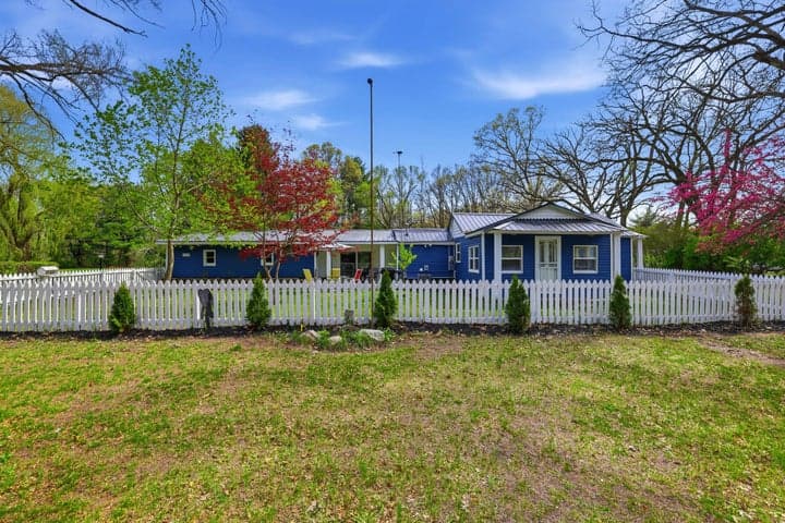 10109 W Wise Road, Greenville, MI 48838