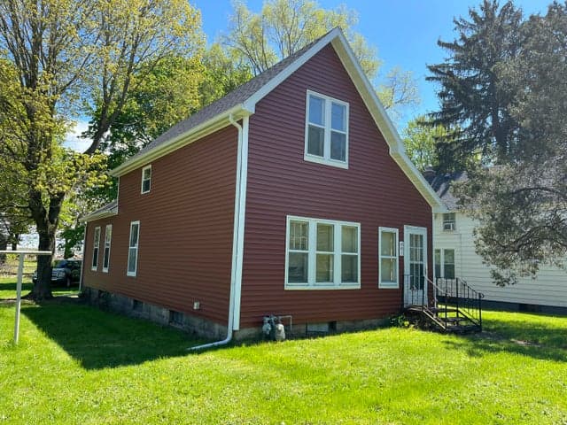 861 Paw Paw Avenue, Benton Harbor, MI 49022