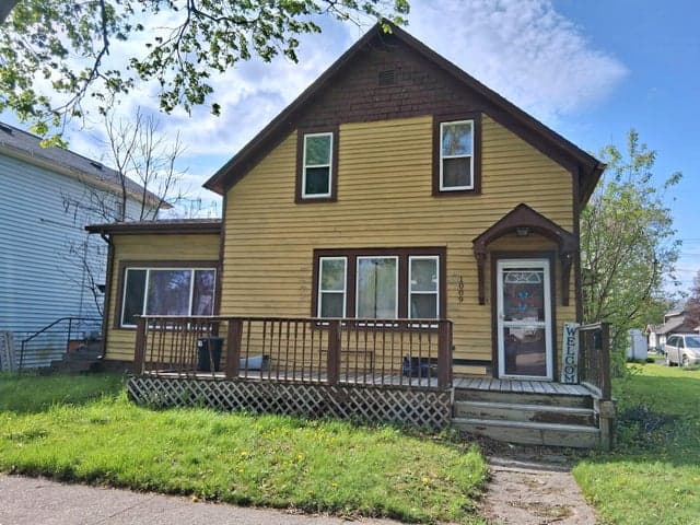 1009 N Bond Street, Saginaw, MI 48602