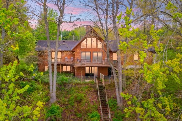 28323 Northern Bluff Drive, Gobles, MI 49055